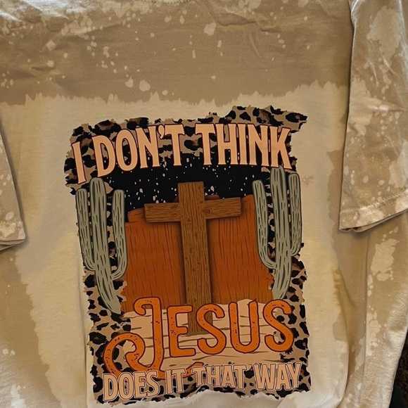 Custom ladies T-shirt - Picture 2 of 2